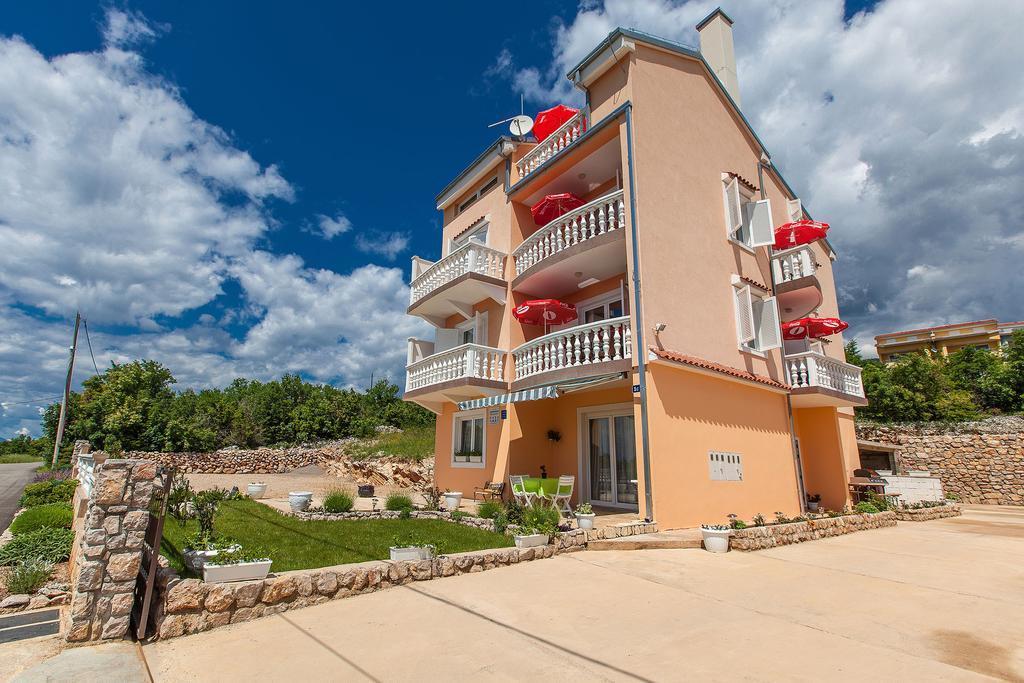 Apartments Villa Americana Jadranovo Esterno foto